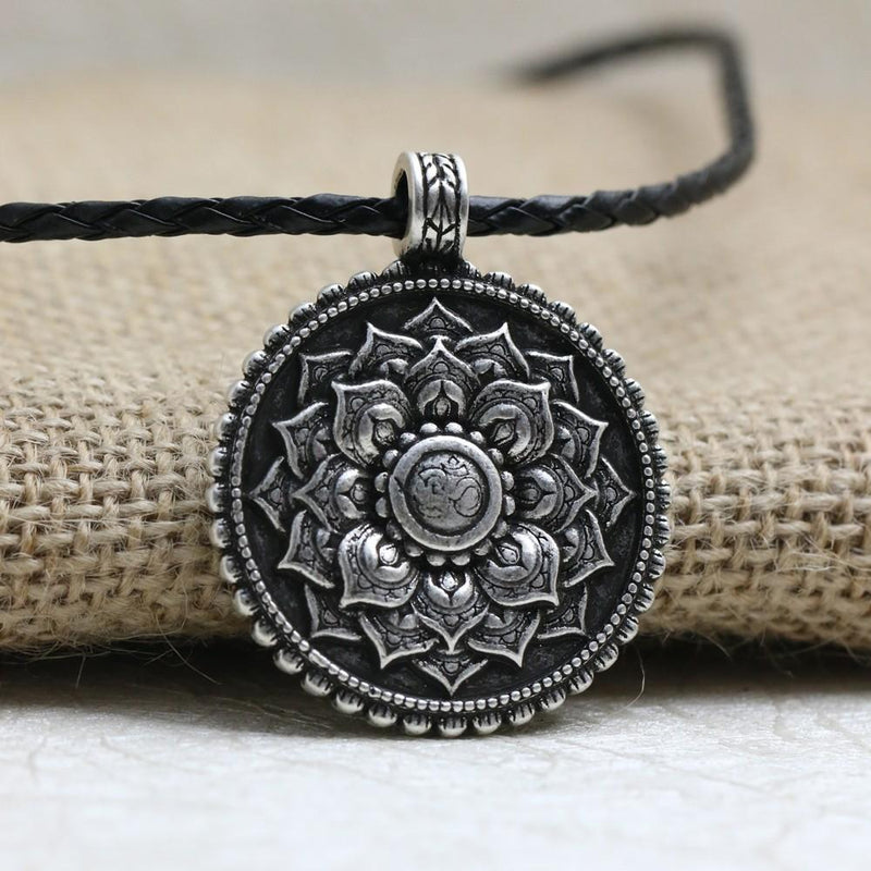 Vintage Tibet Mandala Spiritual Amulet Necklace - Zodeys
