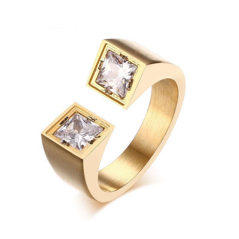 Polished Bijoux Creamy Gold Crystal Ring - Zodeys